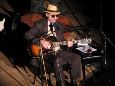 Leon Redbone