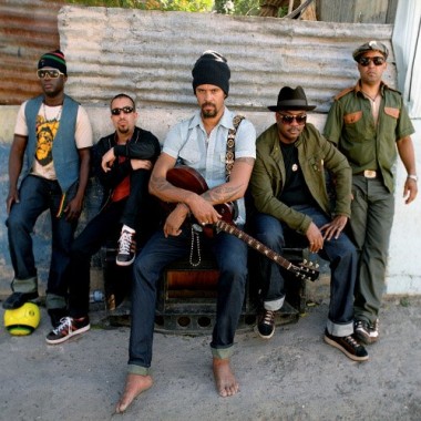 Michael Franti And Spearhead